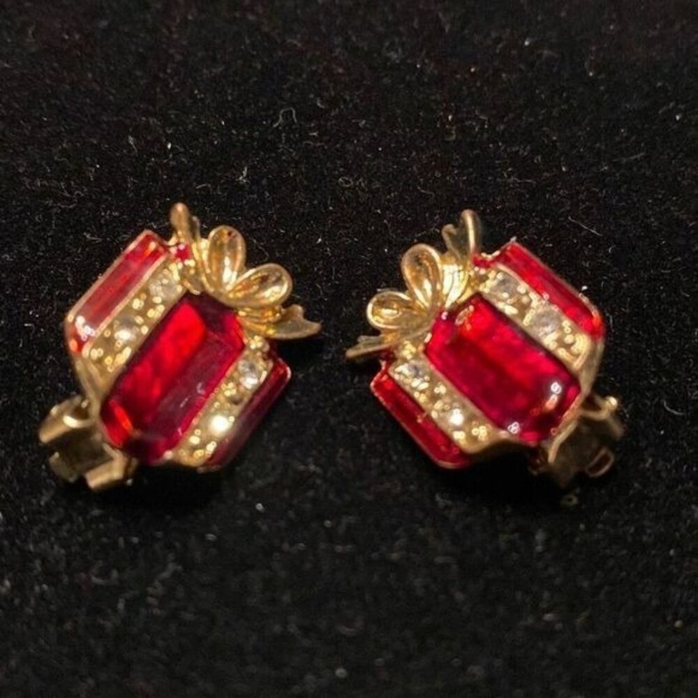 Holiday Enamel and Rhinestones Bow Present Clip Earrings